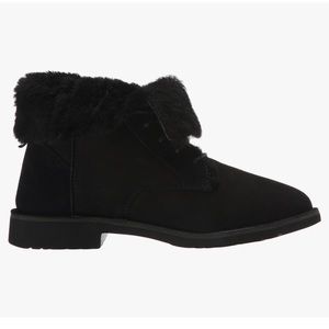UGG Women's Quincy Winter Boots in Black Size 8